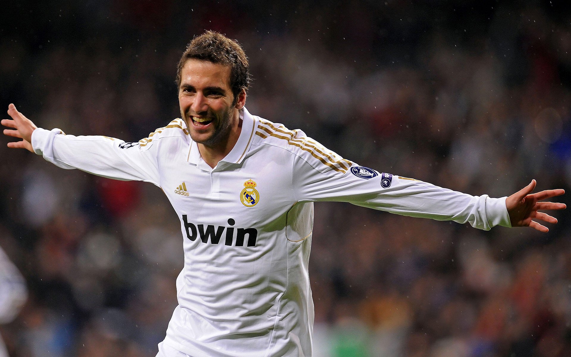 意大利组合决赛精彩表现赢得观众喝彩，意大利小组赛